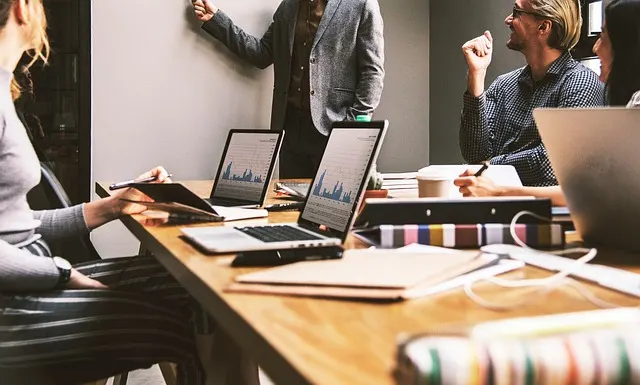 Glückwünsche zum Arbeitsjubiläum: Texte & Sprüche
