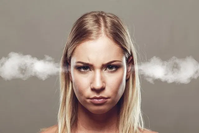 Negging: Bedeutung, Beispiele und wie du reagierst