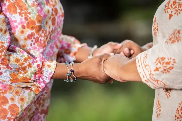 Vertrauen Sprüche: 120 Sätze für Liebe, Freundschaft & dich